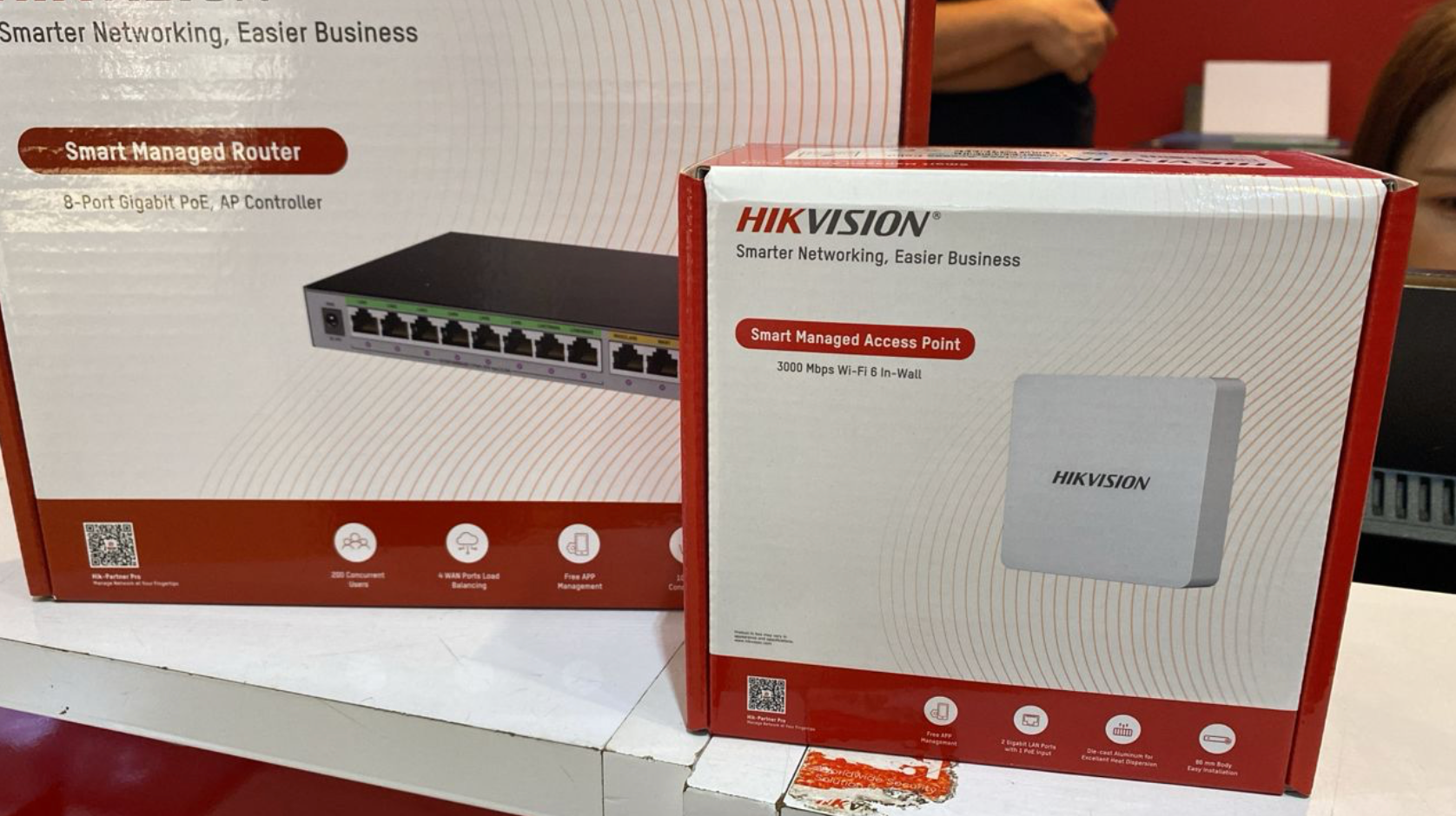 Hikvision Router and In-Wall Wi-Fi AP – Seamless Network Integration i ...